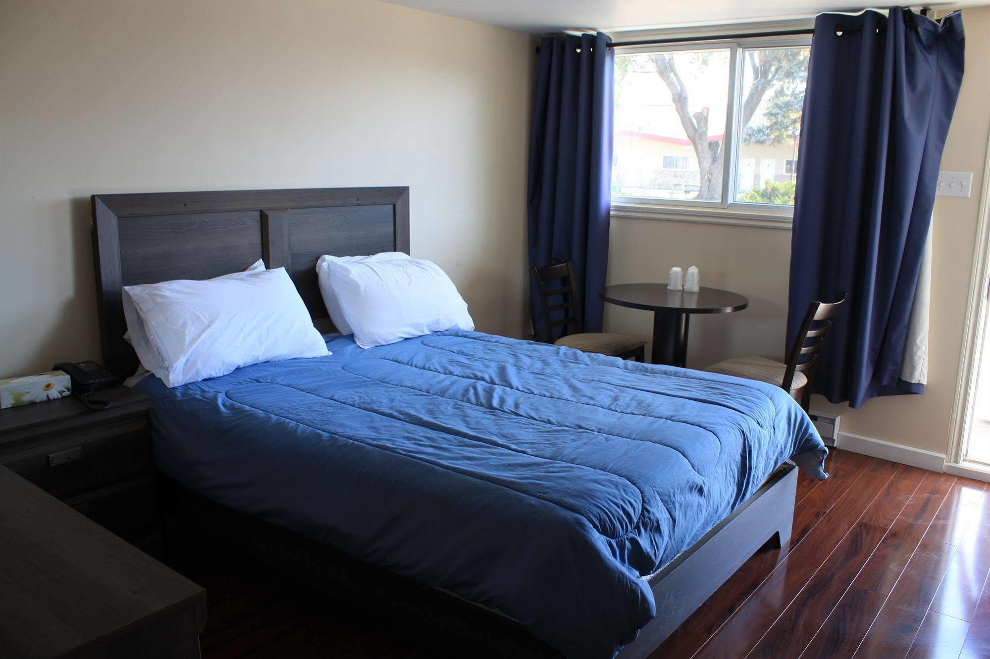 לונגאיל Grand Motel Saint-Hubert מראה חיצוני תמונה