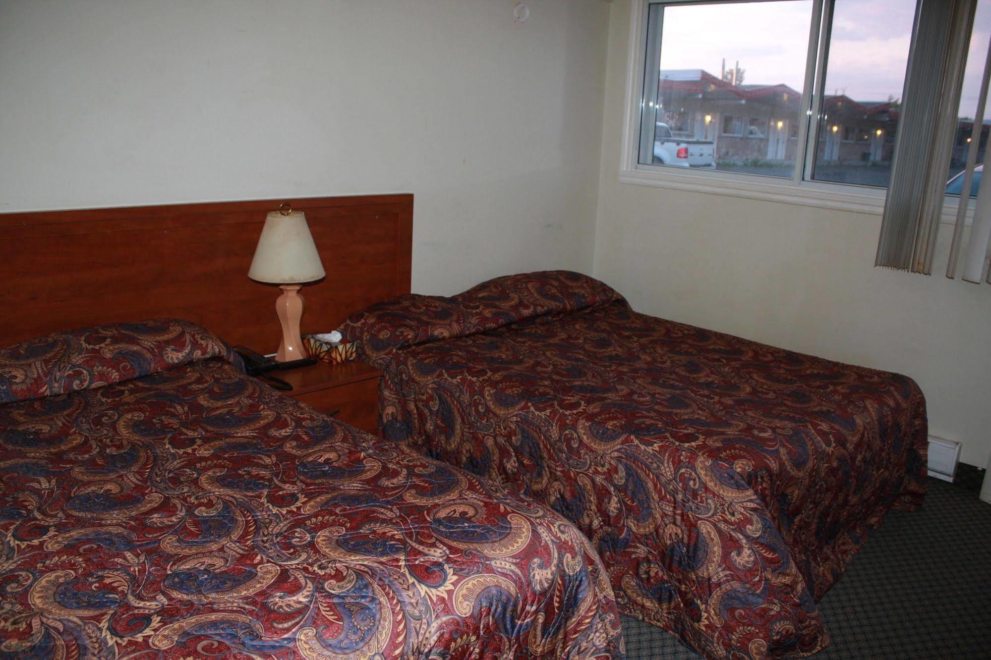 לונגאיל Grand Motel Saint-Hubert מראה חיצוני תמונה
