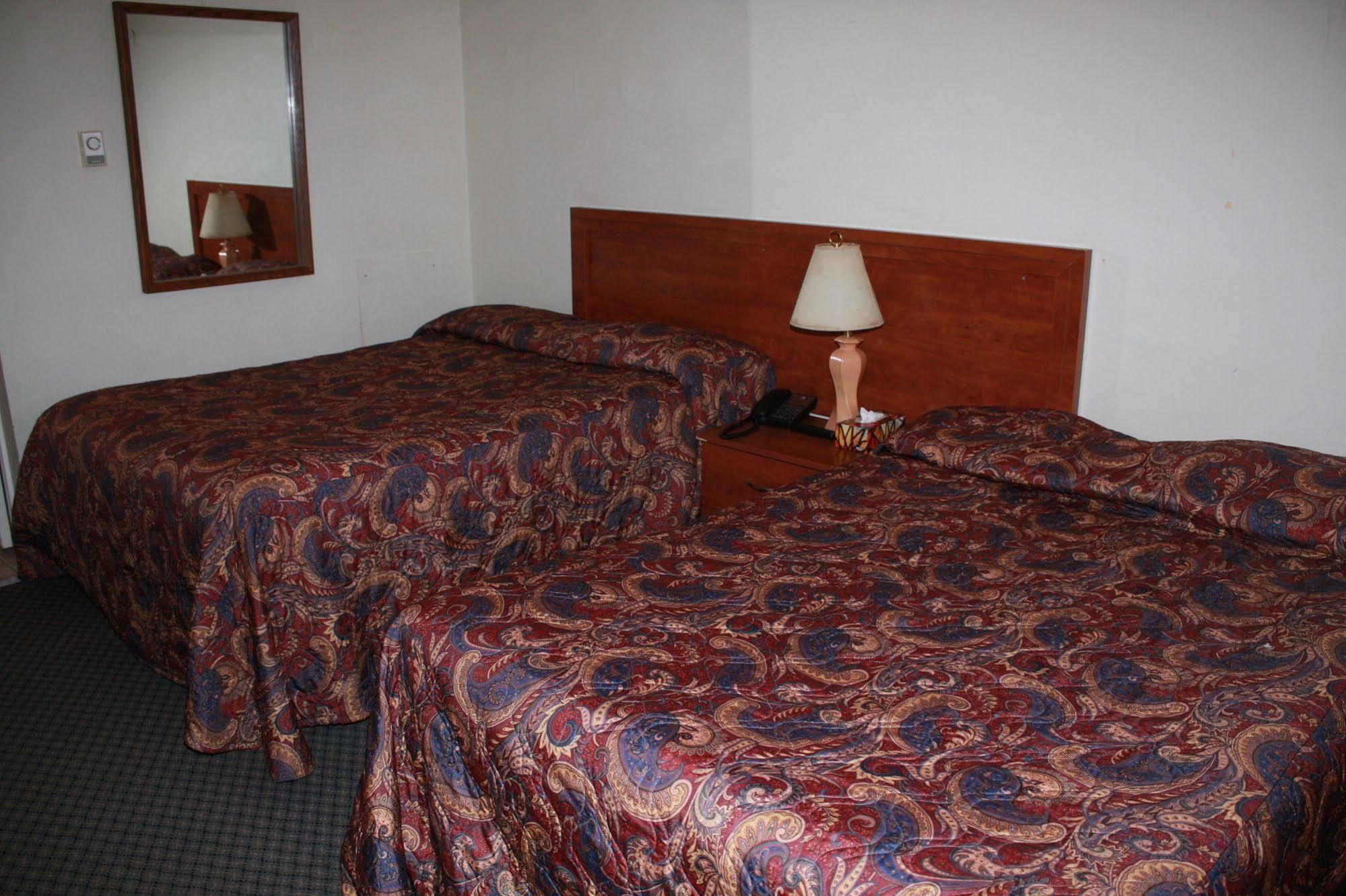 לונגאיל Grand Motel Saint-Hubert מראה חיצוני תמונה
